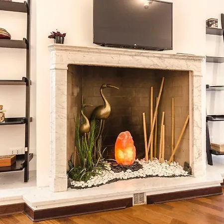 Апартаменты Mar9, Elegant Studio In The City Center *