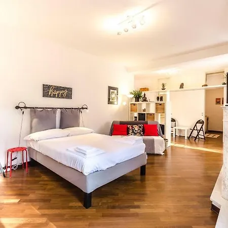 Mar9, Elegant Studio In The City Center