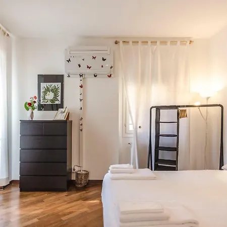 Mar9, Elegant Studio In The City Center Appartamento
