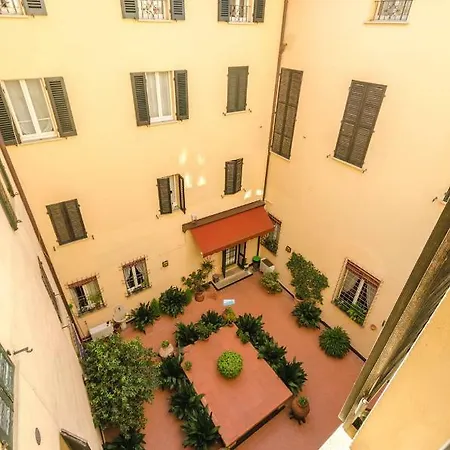 Mar9, Elegant Studio In The City Center